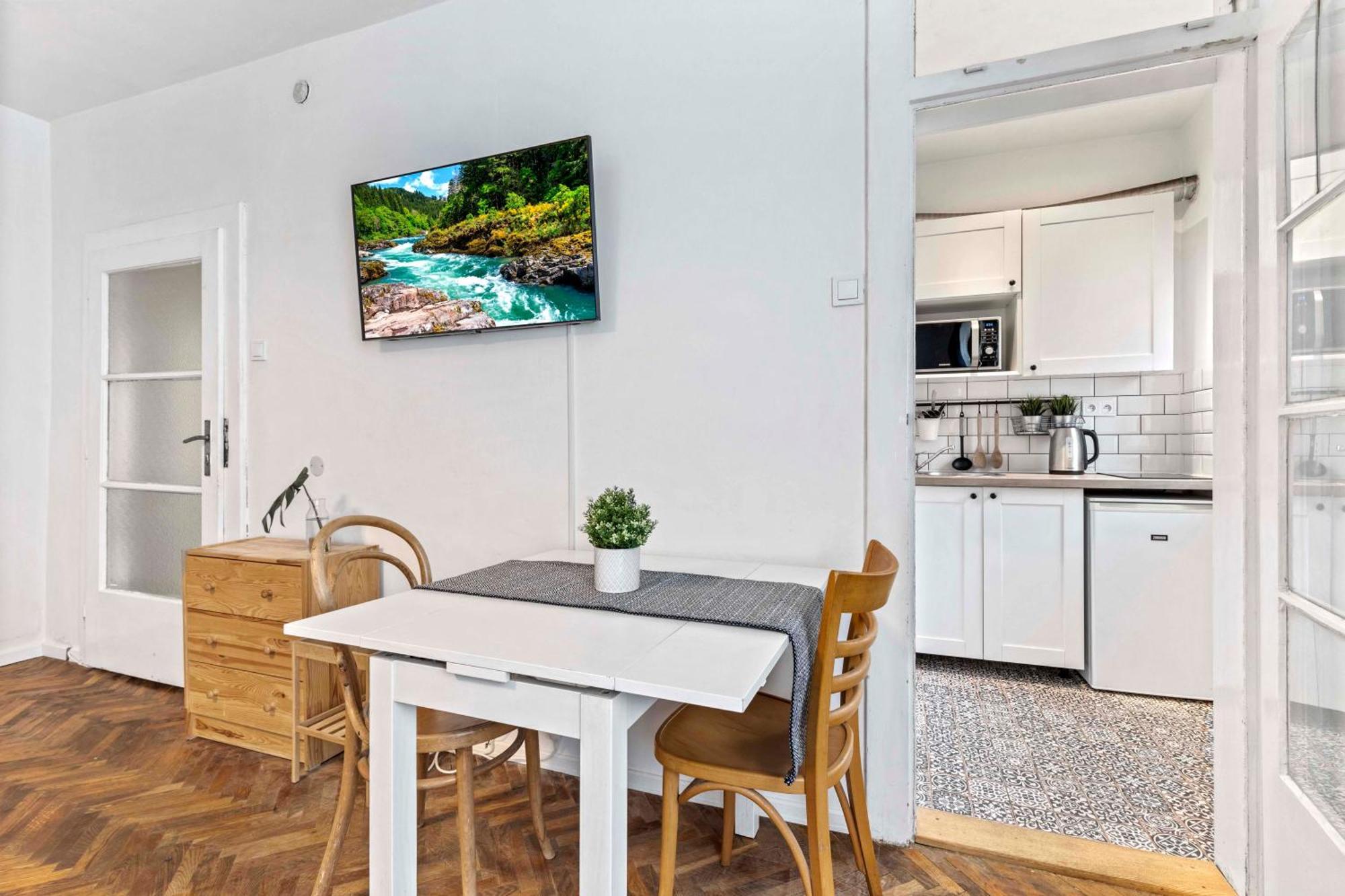 Cosy Studio 10 Min Center Братислава Екстериор снимка